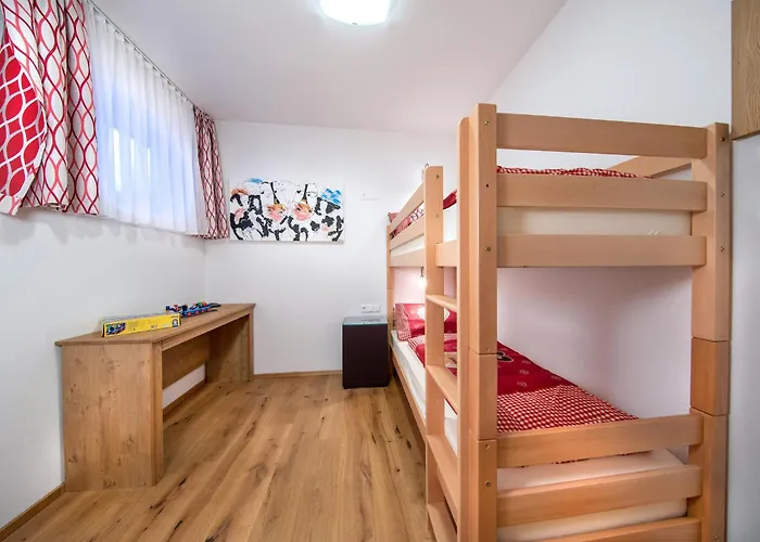 Apartment In The Heart Of Neukirchen